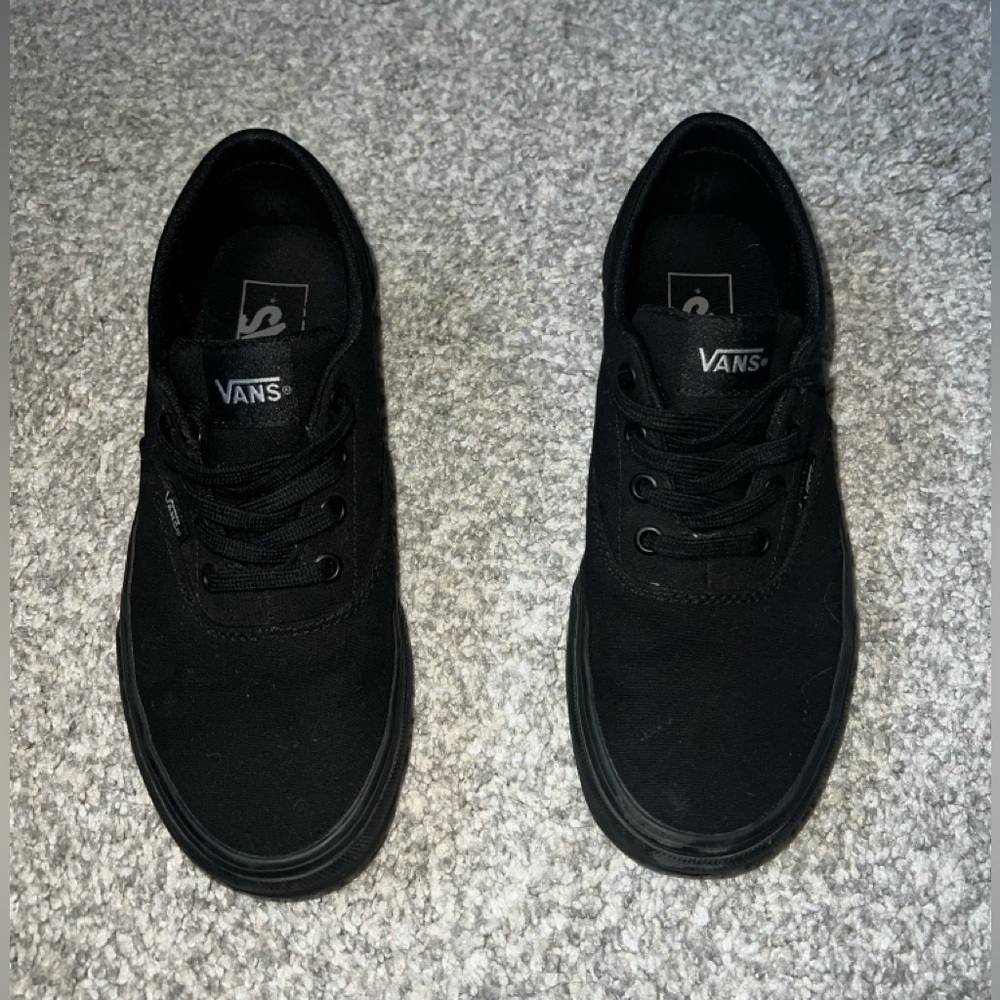 Black Vans size 7.5W